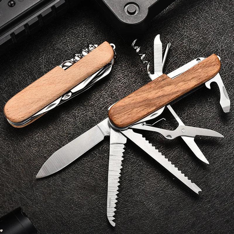 Swiss Army Knife with Handcrafted Finish in Natural Wood / Compact, Resistant and Multifunctional
