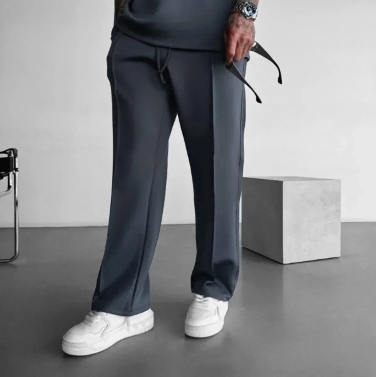 Zurich™ Tailored Style Loose Fit Pants