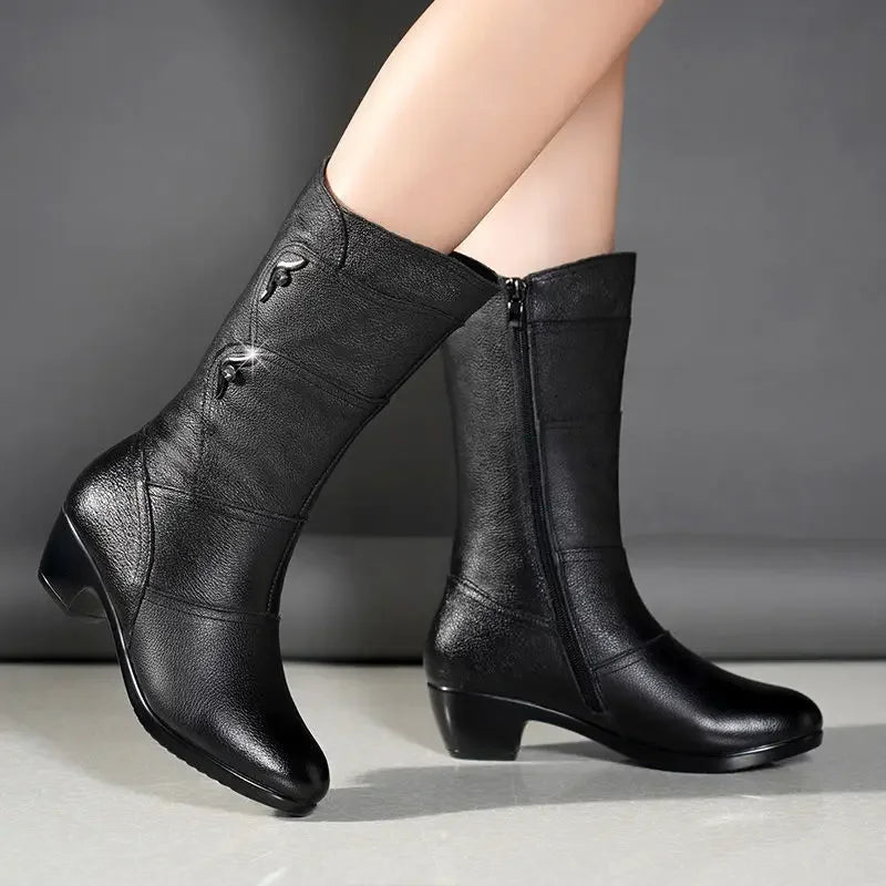 LuxeHaven™ Boot with Thermal Lining and Side Zipper / For Women Who Suffer from the Cold but Won't Compromise on Style!