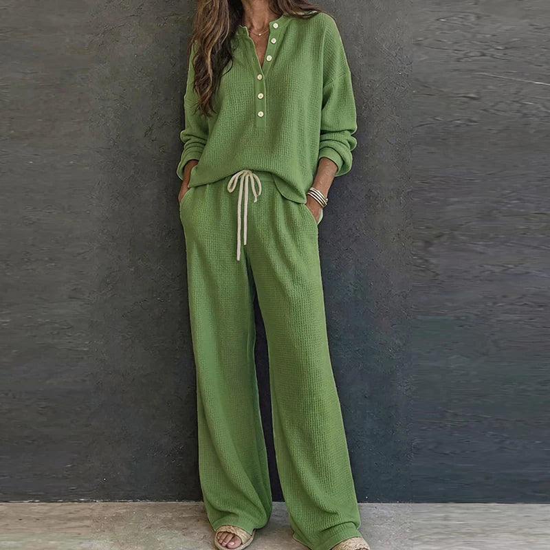 Set Willow™ with Textured Button-Front Top and Wide-Leg Pants