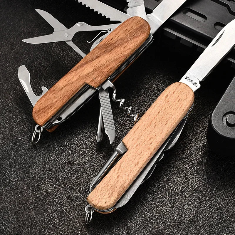 Swiss Army Knife with Handcrafted Finish in Natural Wood / Compact, Resistant and Multifunctional