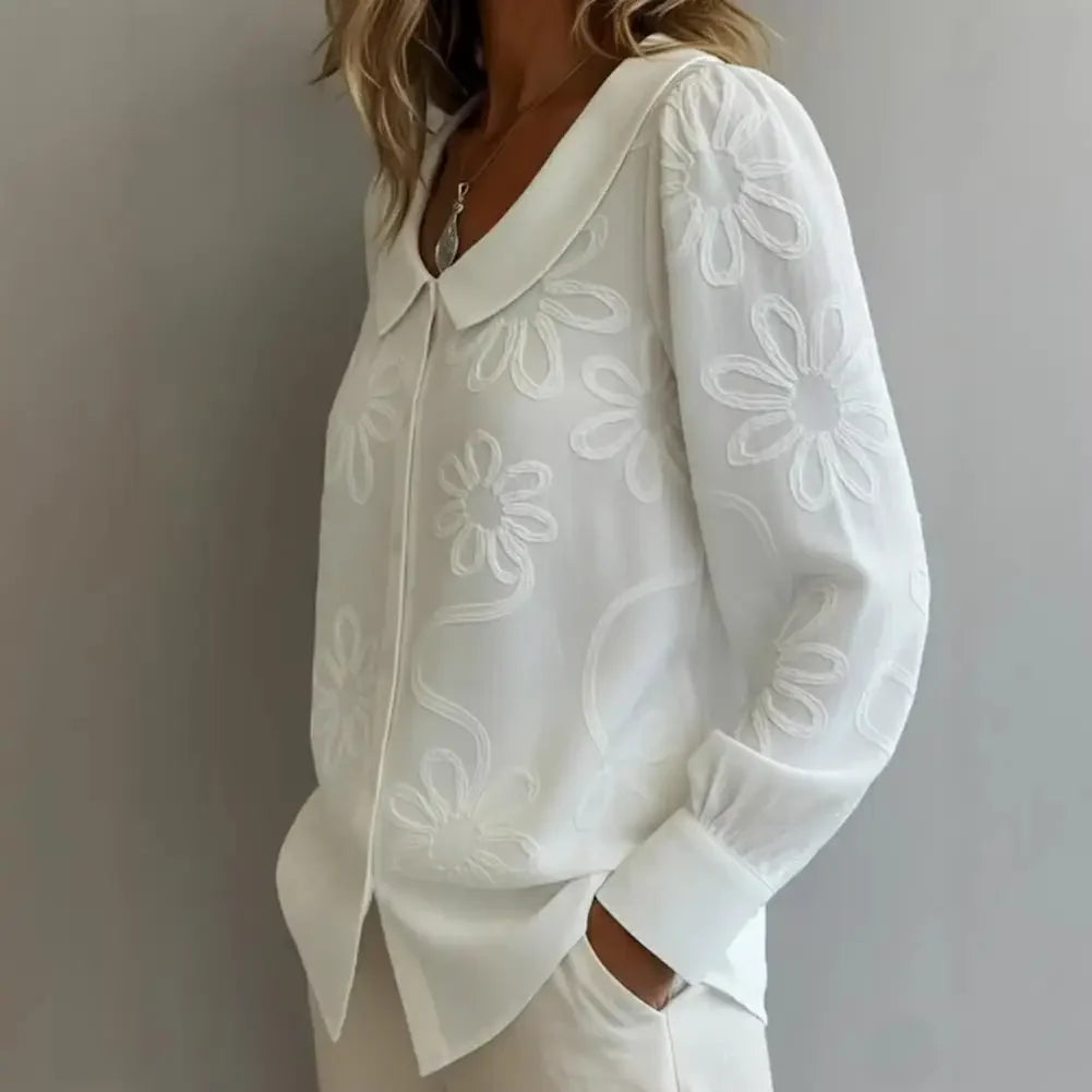 Fiorenne™ Shirt with Floral Embroidery and a Flowing Silhouette