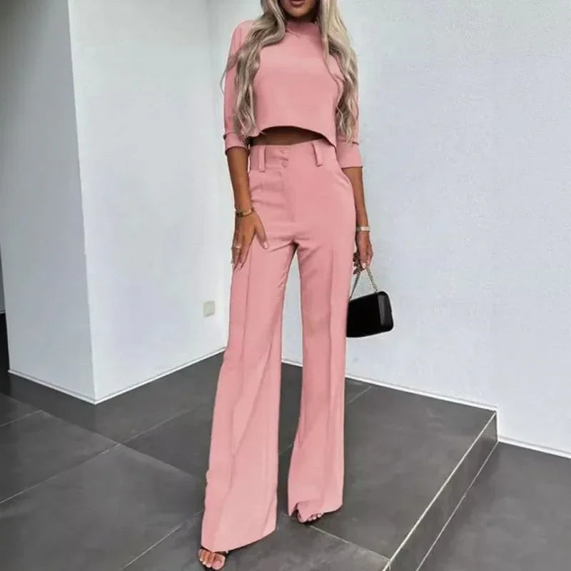 Nina™ Set with High-Neck Cropped Top