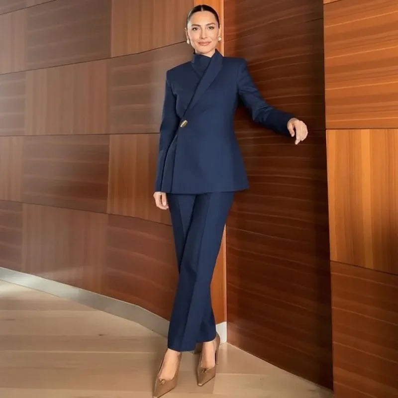 Catherine™ Set with Tailored Blazer and Straight-Leg Pants That Don’t Show / A Power Look for Women Who Lead