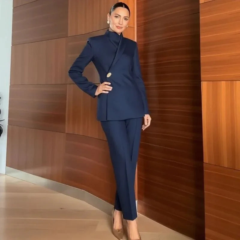 Catherine™ Set with Tailored Blazer and Straight-Leg Pants That Don’t Show / A Power Look for Women Who Lead