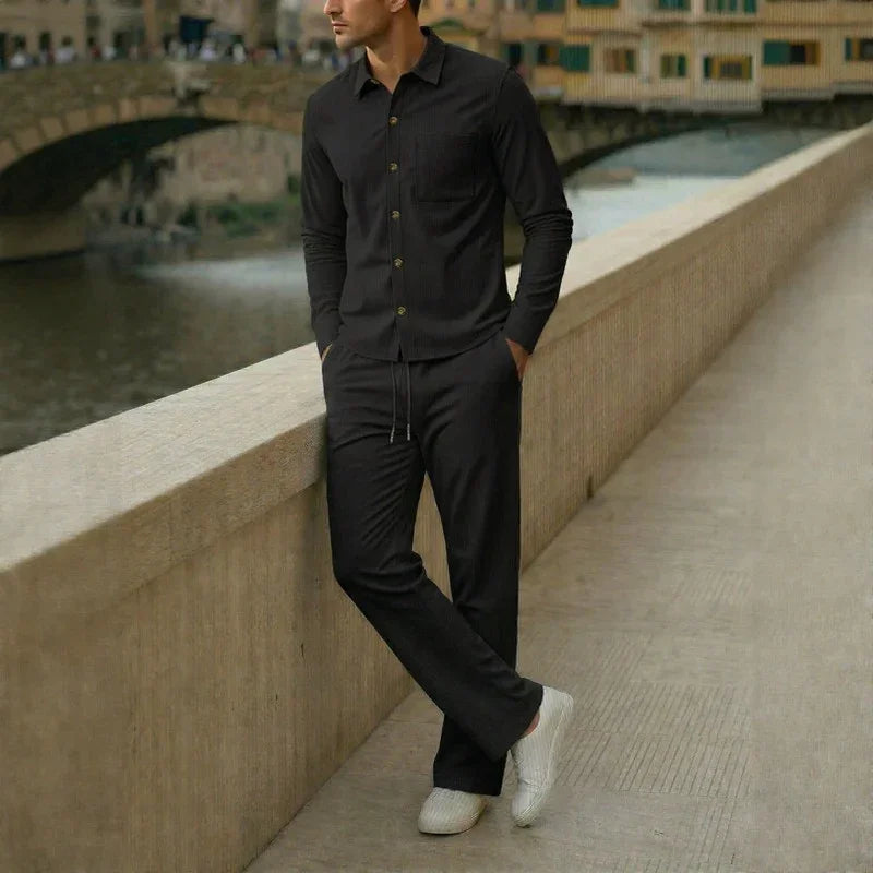 Monte Carlo™ Set with Light Texture and Pants with an Adjustable Elastic Waistband