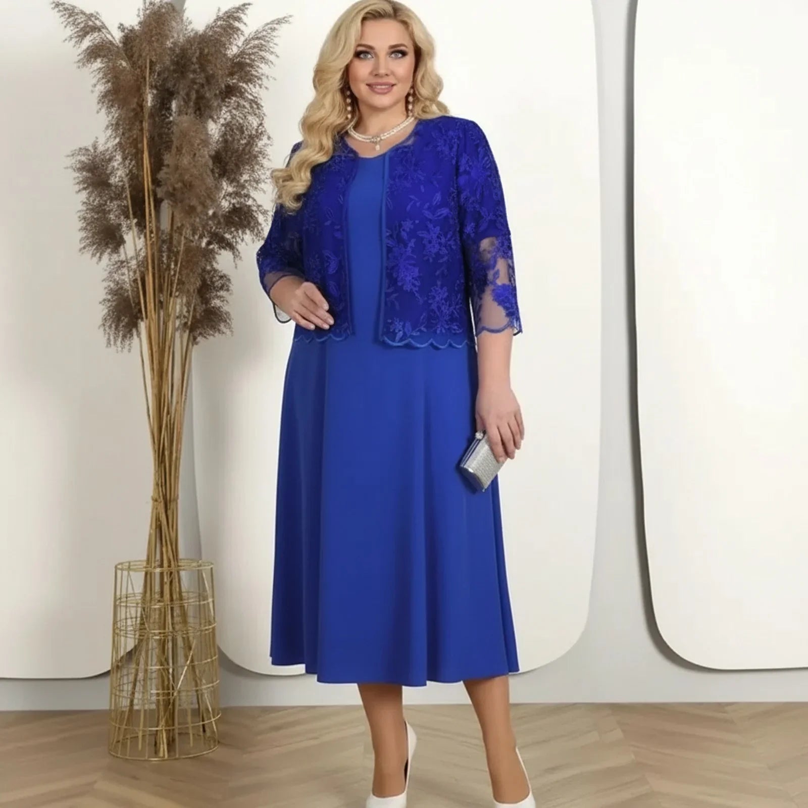 Kyoto™ Set with Detailed Lace Overlay