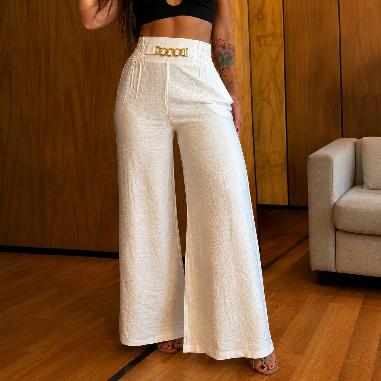 Valencia™ High-Waisted Pants with Exclusive Gold Detail