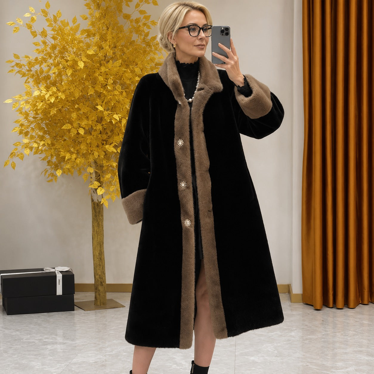 Saint Moritz™ Luxury Faux Velvet Coat for Elegant Winter Comfort