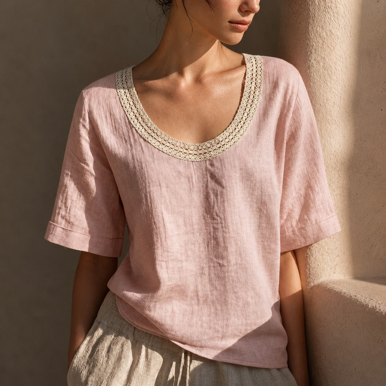 Blouse Evelin™ in Linen Cotton with Crochet Neckline