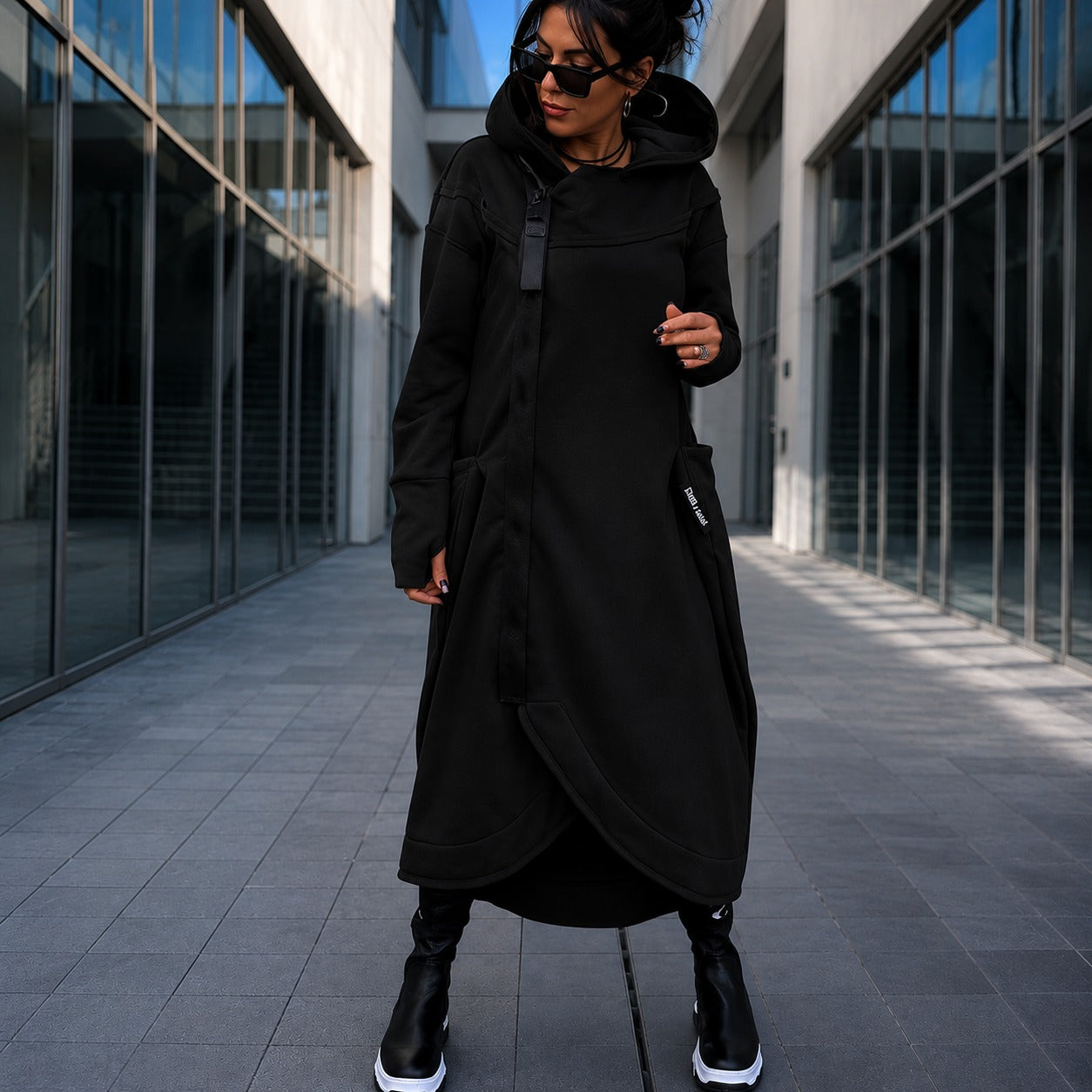 Maelis™ Oversized Long Hoodie Coat with Zipper and Thumbhole Cuffs