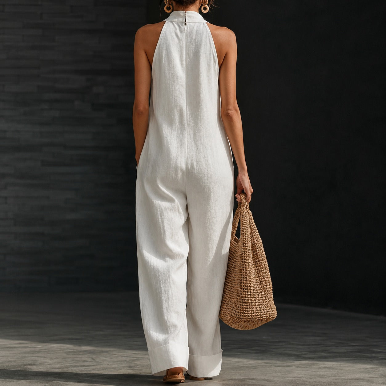 Jumpsuit Eliora™ with Halter Neck, Wide-Leg Fit and Side Pockets