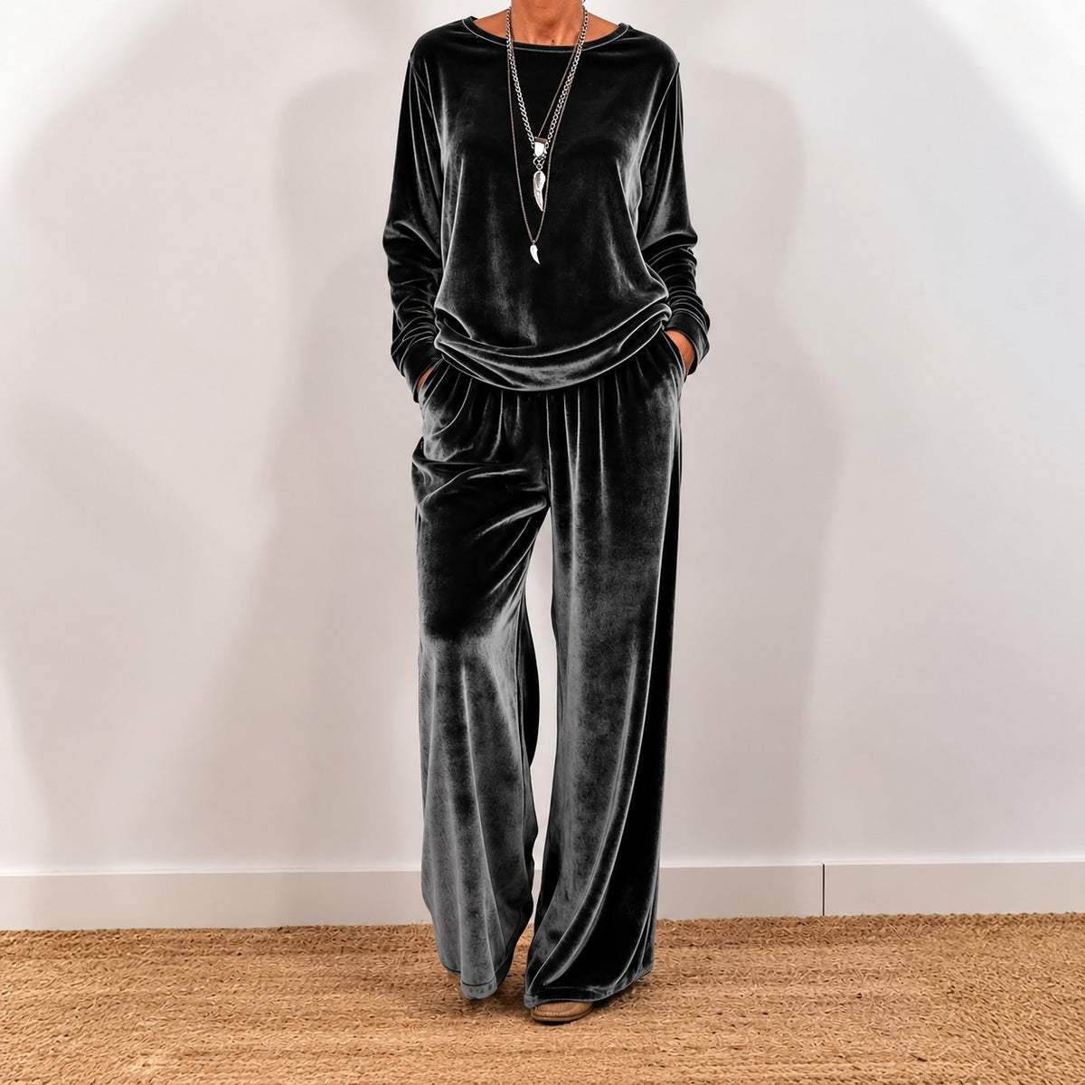Set Marilyn™ with Velvet Long-Sleeve Top and Wide-Leg Pants