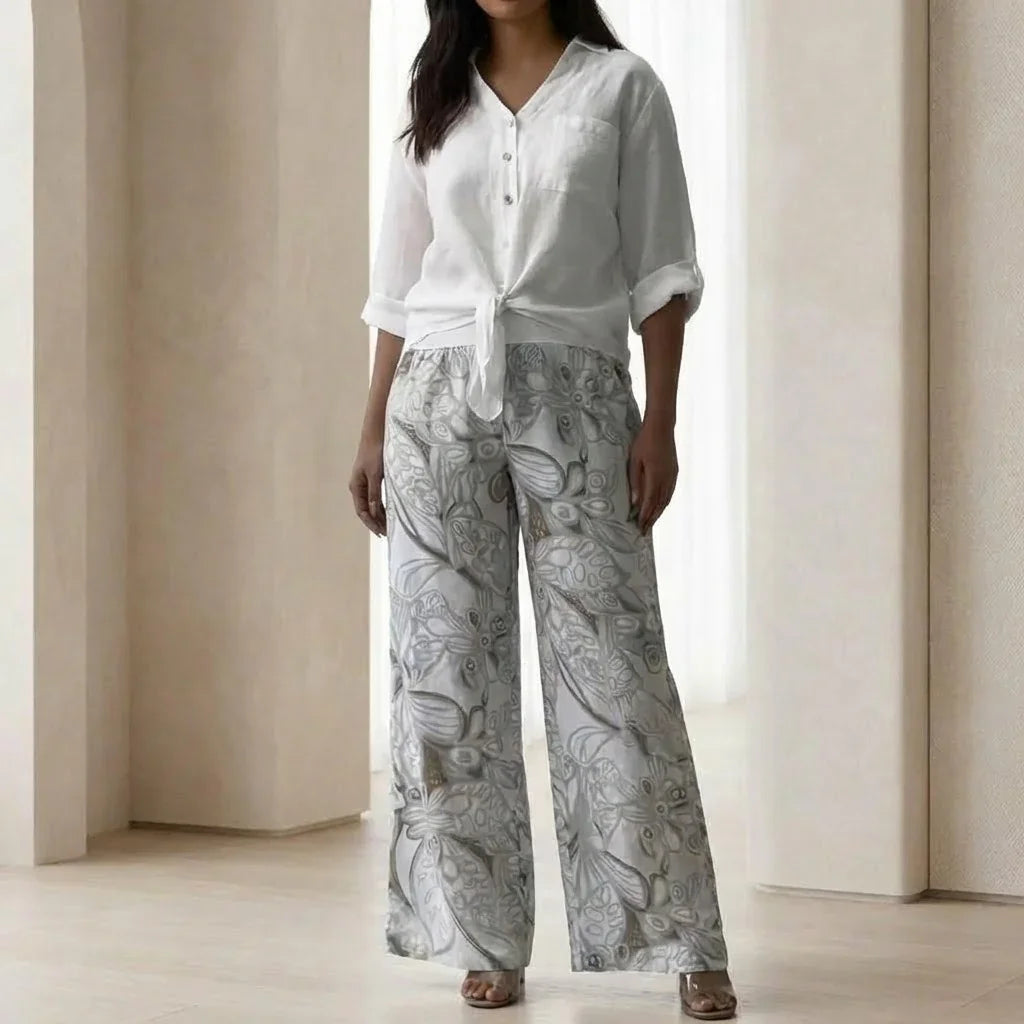 Norielle™ Set in Cotton Linen with Refined Design