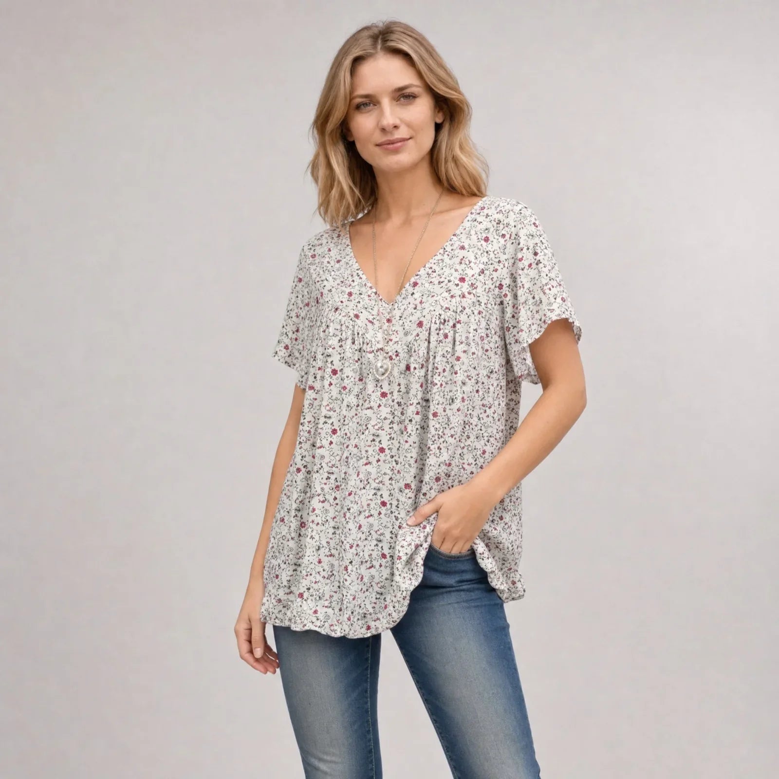 Lisbon™ Blouse in Premium Viscose with V-Neck