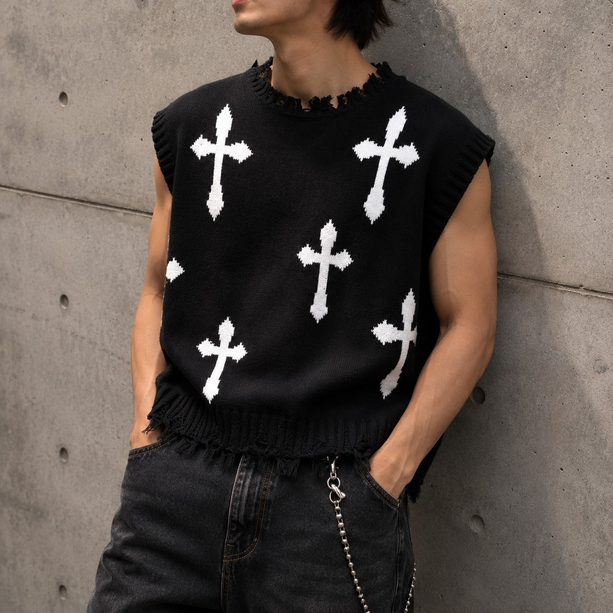 Montero™ Sleeveless Sweater In Soft Knit With Distressed Details