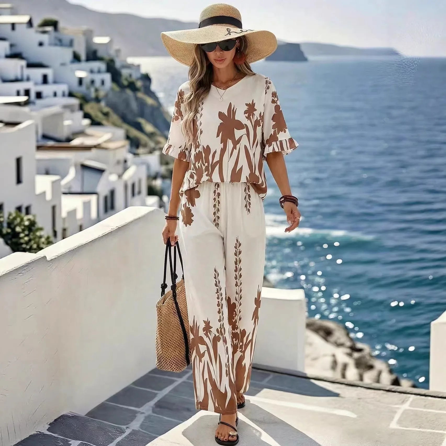 Set Veridiane™ with Flutter-Sleeve Top and Wide-Leg Pants
