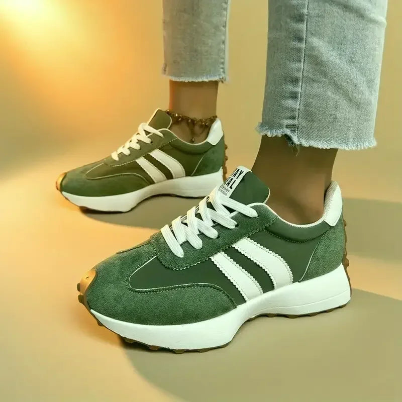 Revora™ Sneakers with Retro Design and All-Day Comfort