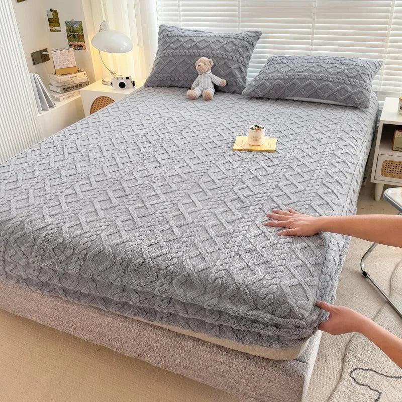 Jeu de Draps + Taies d'Oreiller en Peluche Nuage - La Douceur Veloutée et le Confort Inégalé que Vous Méritez !