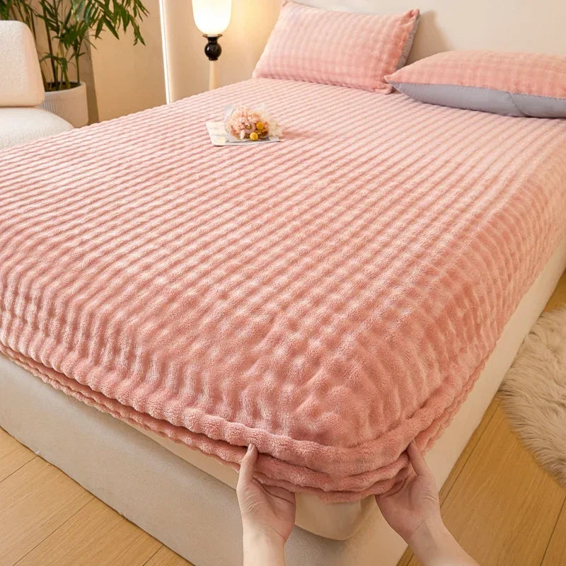 Set of sheets and pillowcases in soft velvety fabric / Extreme softness for a more comfortable sleep!