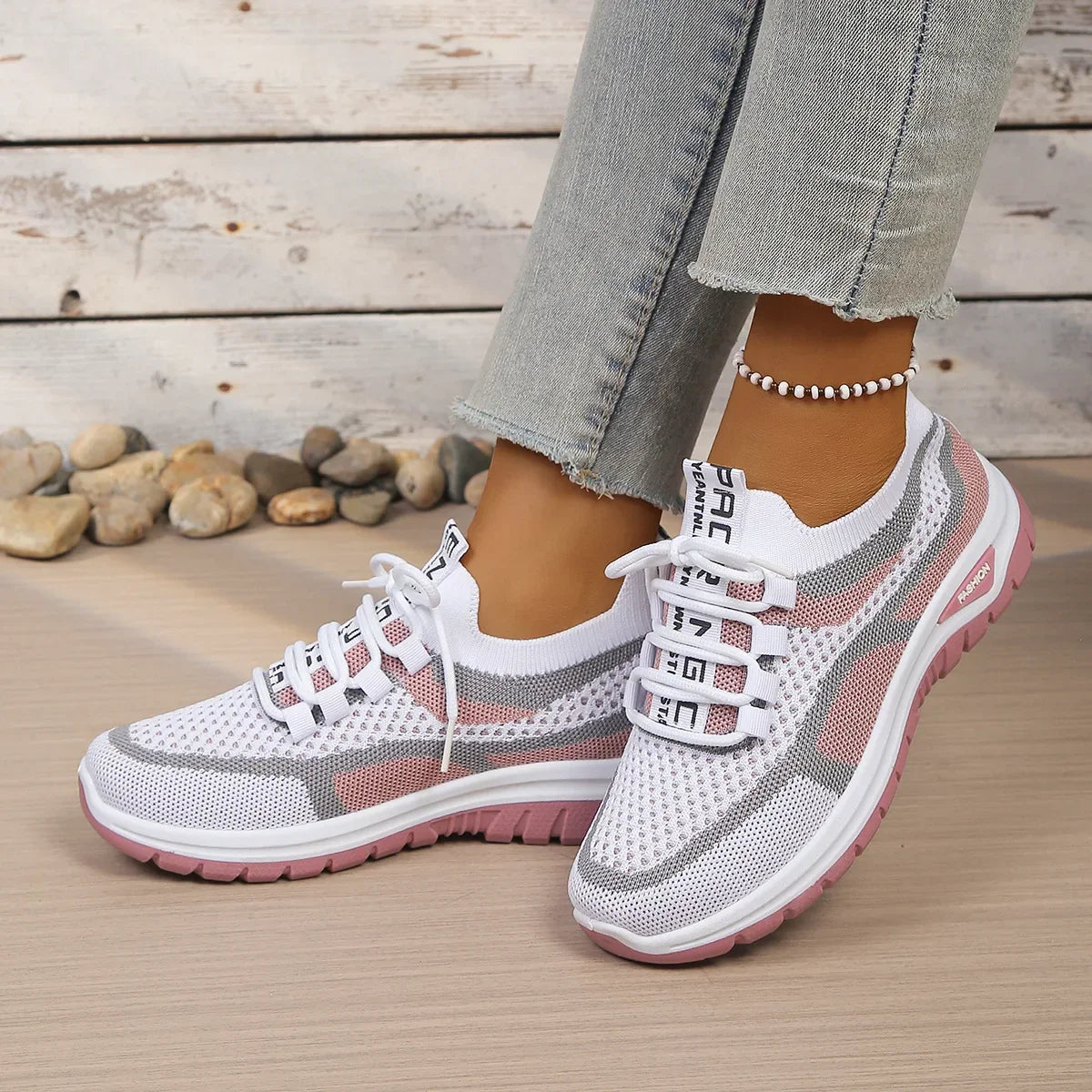 Movelle™ Sneakers with Extreme Lightness and Breathable Comfort