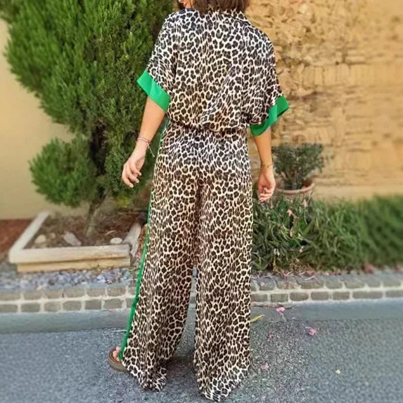 Nairobi™ Set with Animal Print and Contrasting Details / The Sophisticated Wildness that Enhances Your Inner Strength!