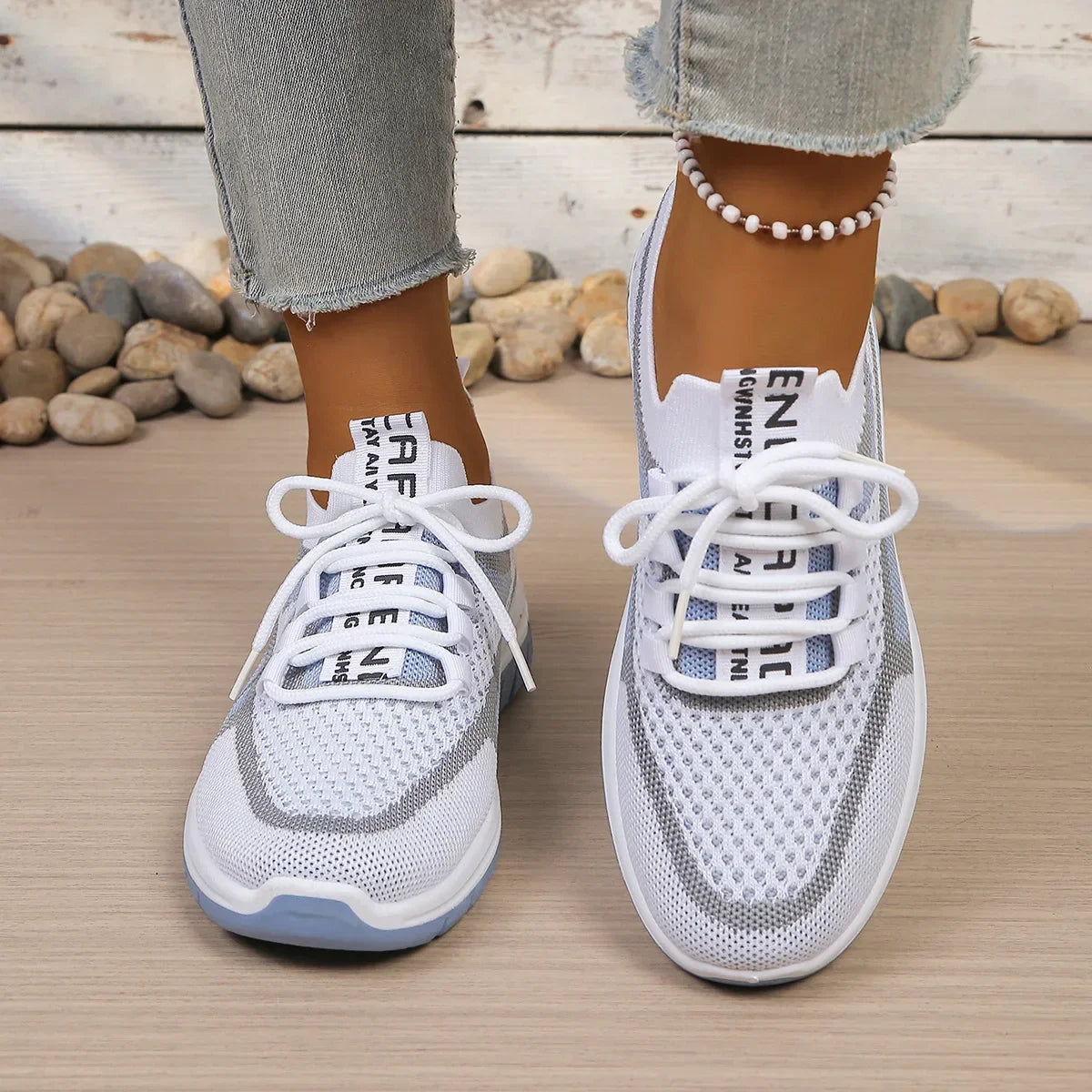 Movelle™ Sneakers with Extreme Lightness and Breathable Comfort