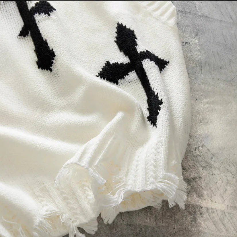 Montero™ Sleeveless Sweater In Soft Knit With Distressed Details