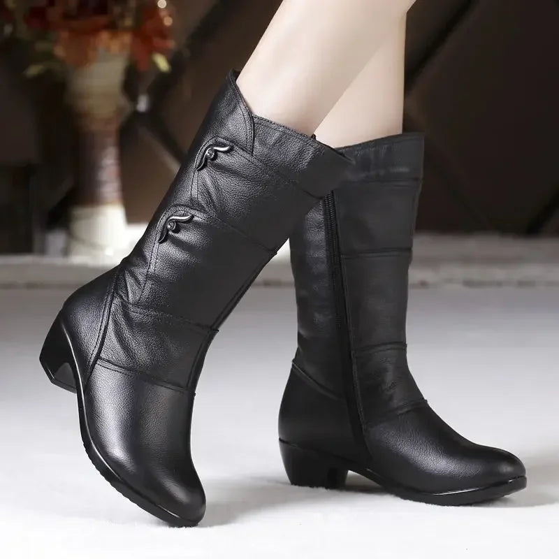 LuxeHaven™ Boot with Thermal Lining and Side Zipper / For Women Who Suffer from the Cold but Won't Compromise on Style!