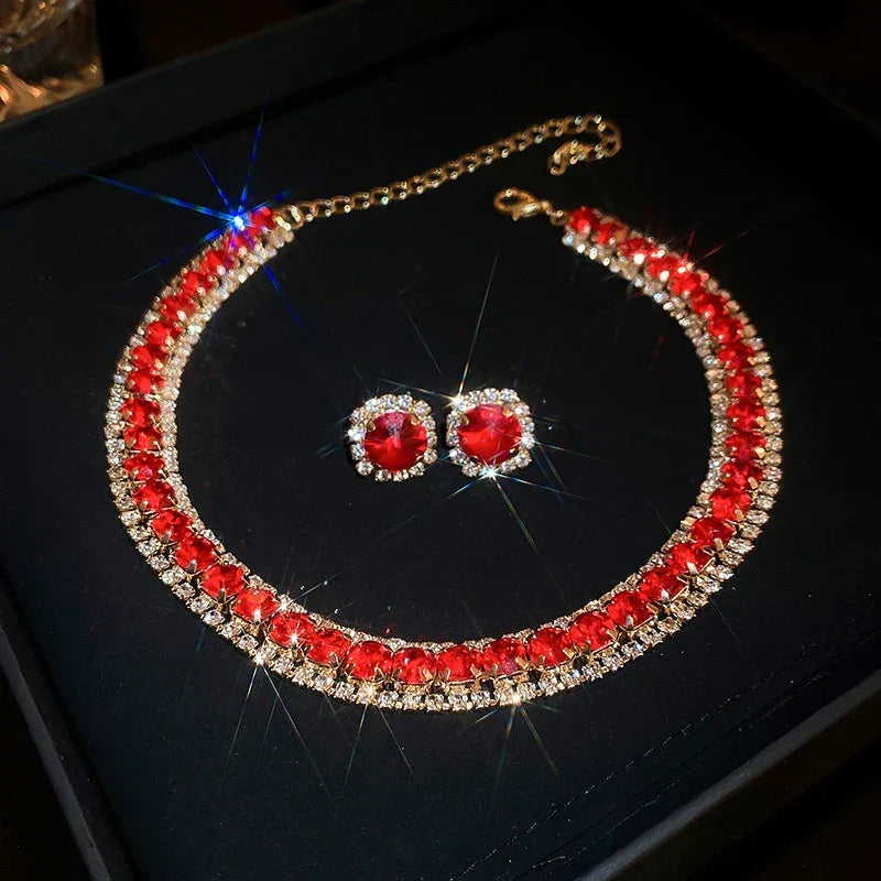 Emerald Grace™ 2-Piece Crystal Necklace & Earrings Set / Timeless Radiance for Elegant Evenings