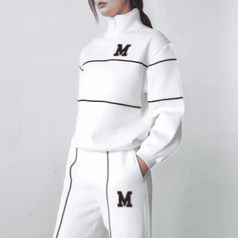 Erin™ Set in Ultra Soft Fleece and Comfort Fit / Minimalist Elegance for Your Most Relaxing Days!