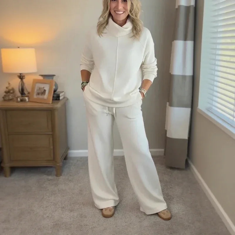 MontBliss™ Set with Thermal Turtleneck Top and Cozy Straight-Leg Pants / Stylish Design That Fights the Cold With You!