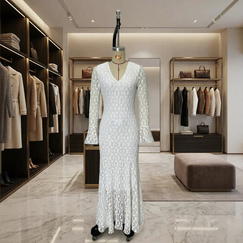 Blanche Obsession™ Dress in Delicate Floral Lace