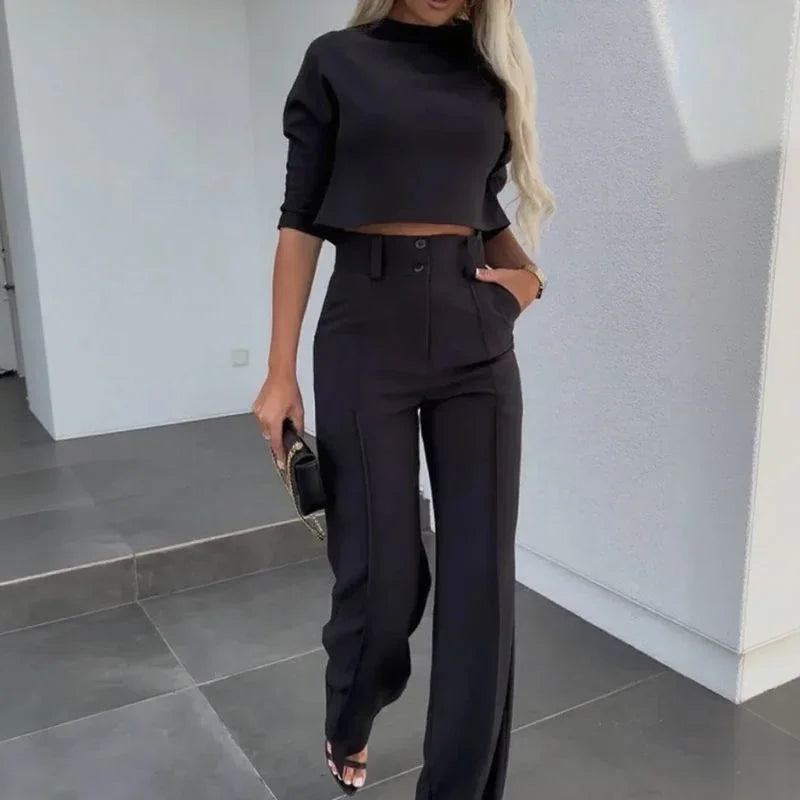 Nina™ Set with High-Neck Cropped Top