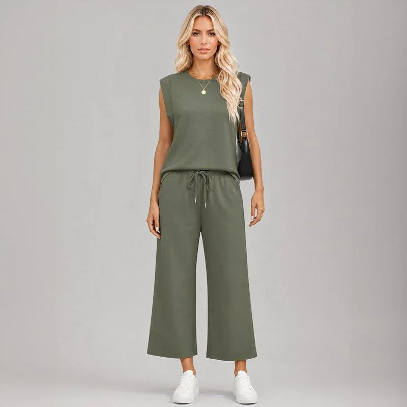 Aya™ Set Structured Shoulder Tank and Cropped Drawstring Pants