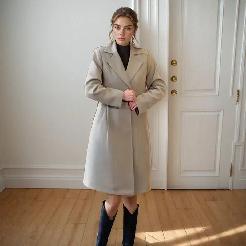 [🔥Last Day of the Promotion – Buy 1, Get 1 FREE!] Lady Luxe™ Coat with Velvet Lining / A Refined Classic that Warms with Charm!