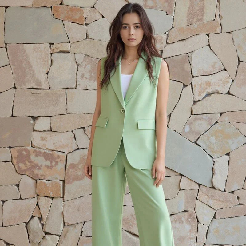 Antoinette™ Set with Tailored Vest and Long-Legged Pants / Classic, Feminine, and Unforgettable!