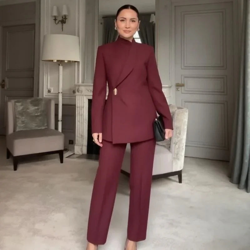 Catherine™ Set with Tailored Blazer and Straight-Leg Pants That Don’t Show / A Power Look for Women Who Lead