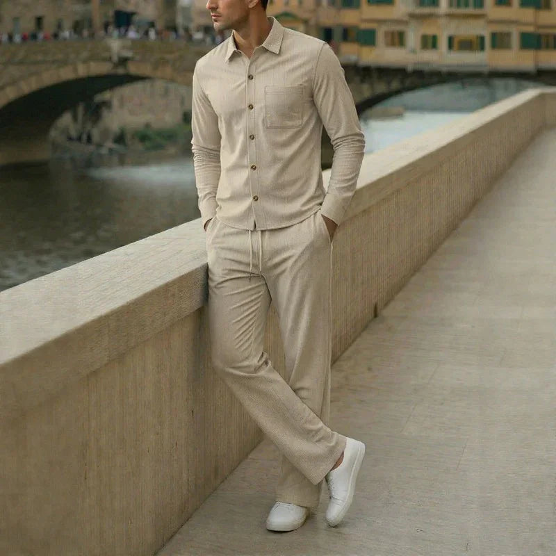 Monte Carlo™ Set with Light Texture and Pants with an Adjustable Elastic Waistband