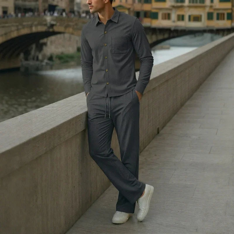 Monte Carlo™ Set with Light Texture and Pants with an Adjustable Elastic Waistband