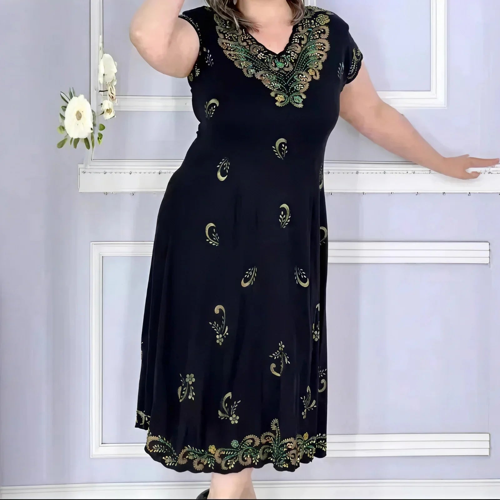 Aurelis™ Dress with Ornamental Embroidery and a Flawless Fit
