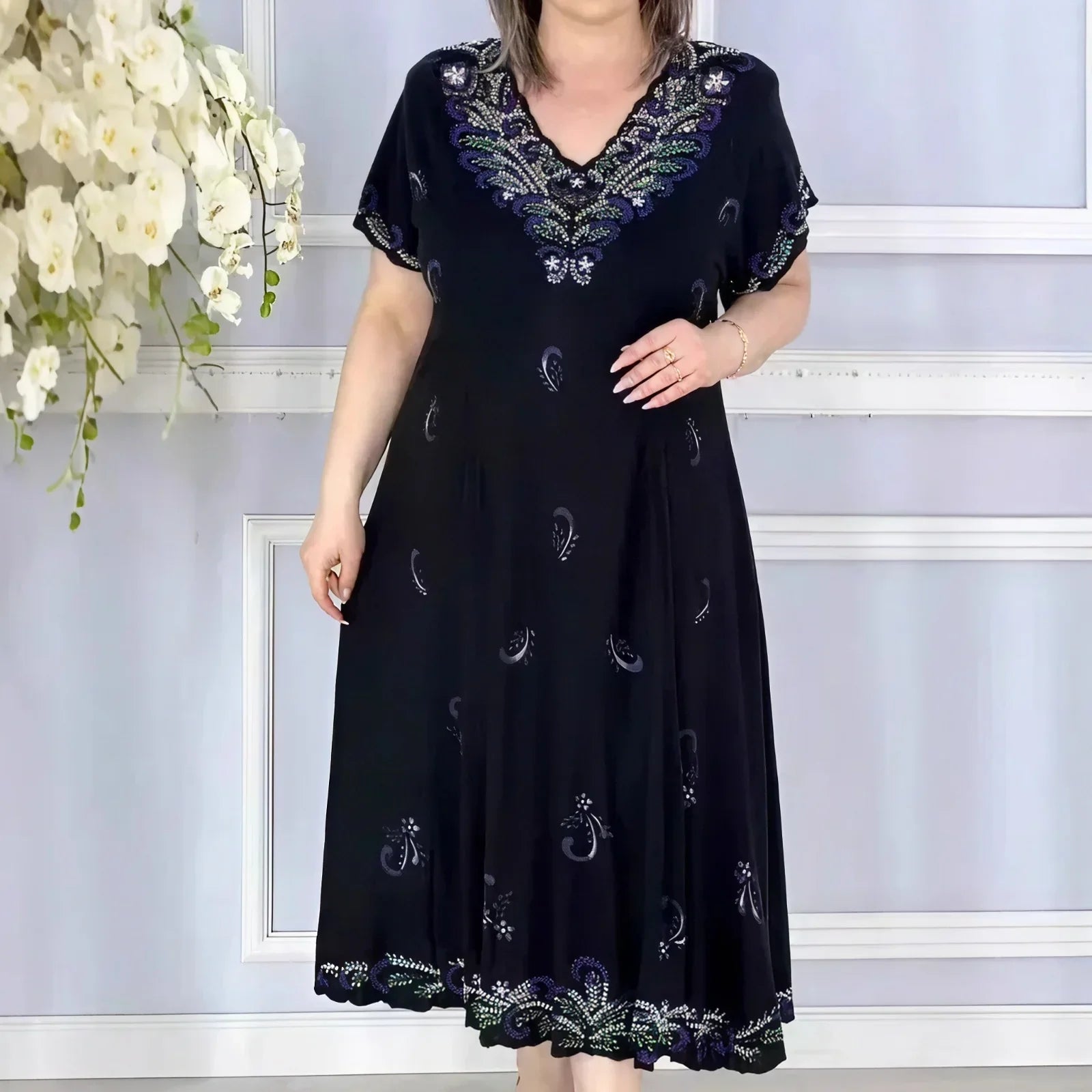 Aurelis™ Dress with Ornamental Embroidery and a Flawless Fit