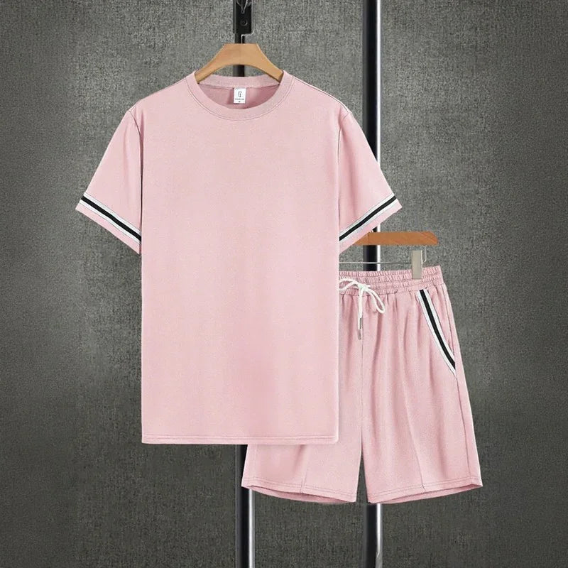Nexor™ Set with Contrasting Details and a Casual, Sporty Style