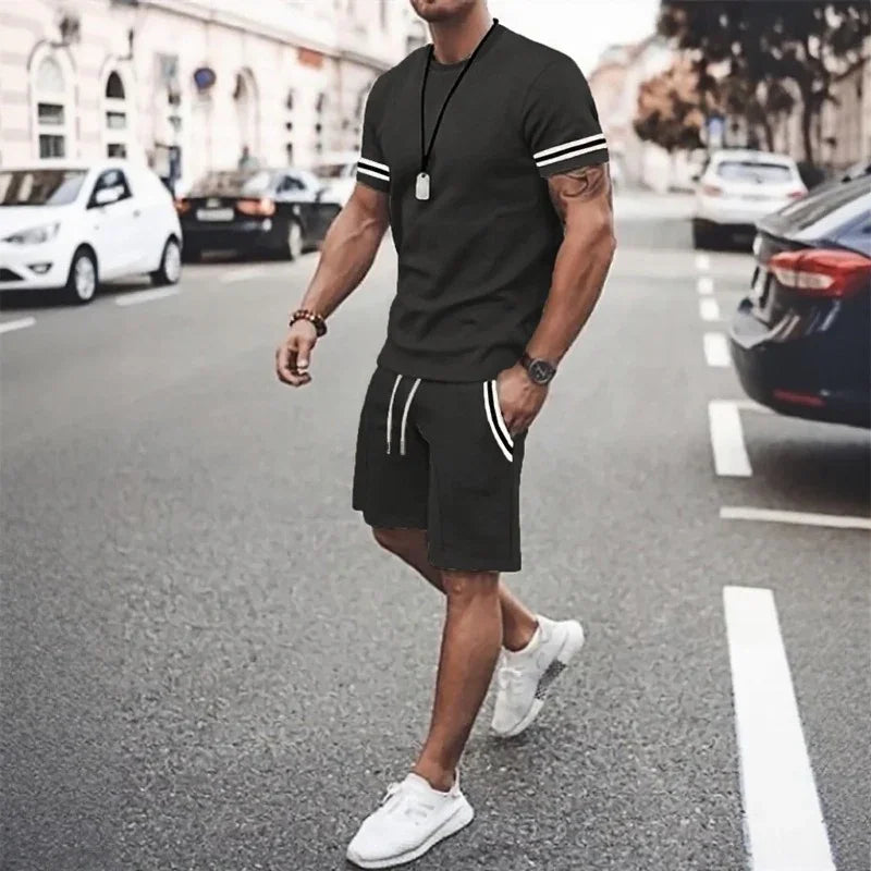 Nexor™ Set with Contrasting Details and a Casual, Sporty Style
