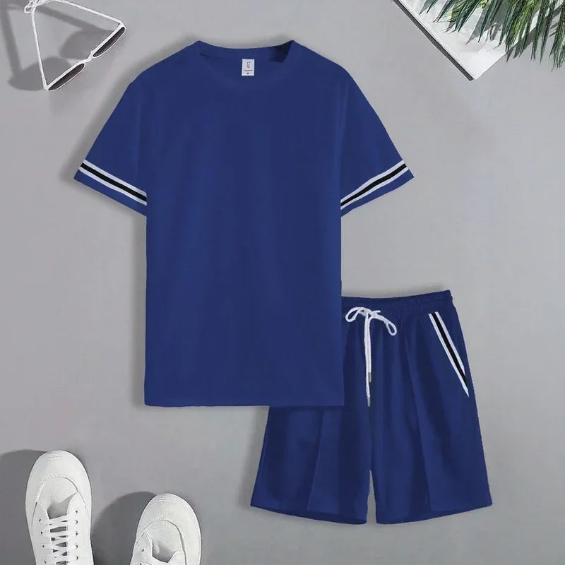 Nexor™ Set with Contrasting Details and a Casual, Sporty Style