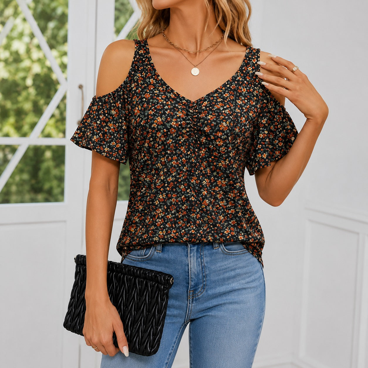 Blouse Arlette™ with Cold-Shoulder Sleeves, V-Neck and Gathered Front