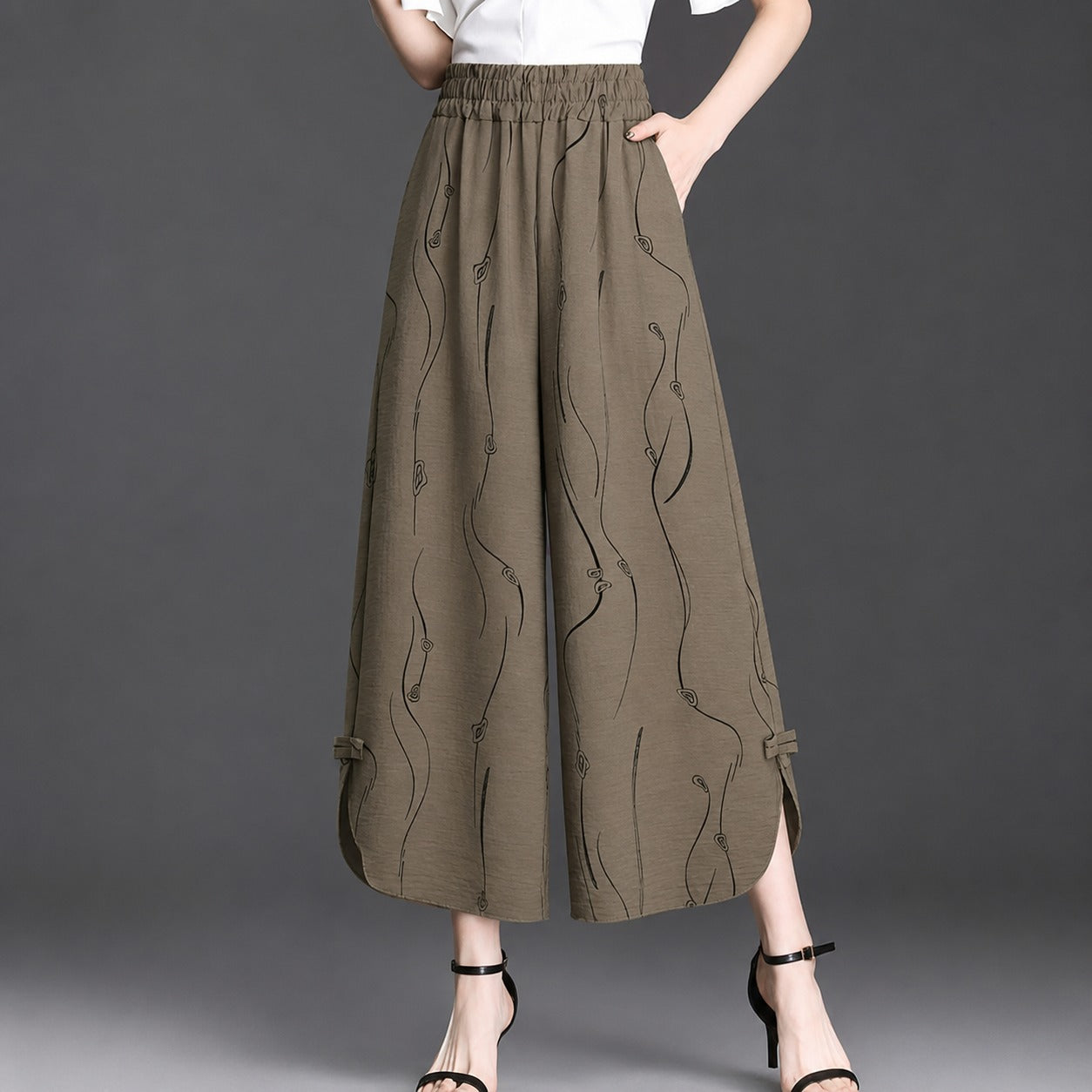 Pants Anette™ with Artistic Print and Side Hem Slits
