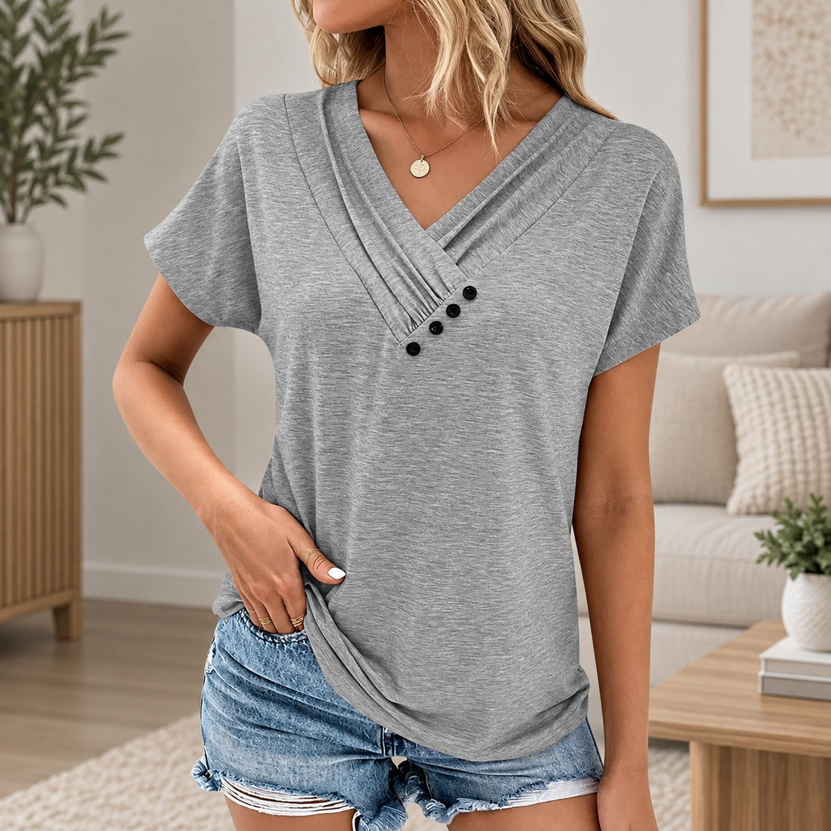 Blouse Cecily™ with Layered V-Neck and Relaxed Fit
