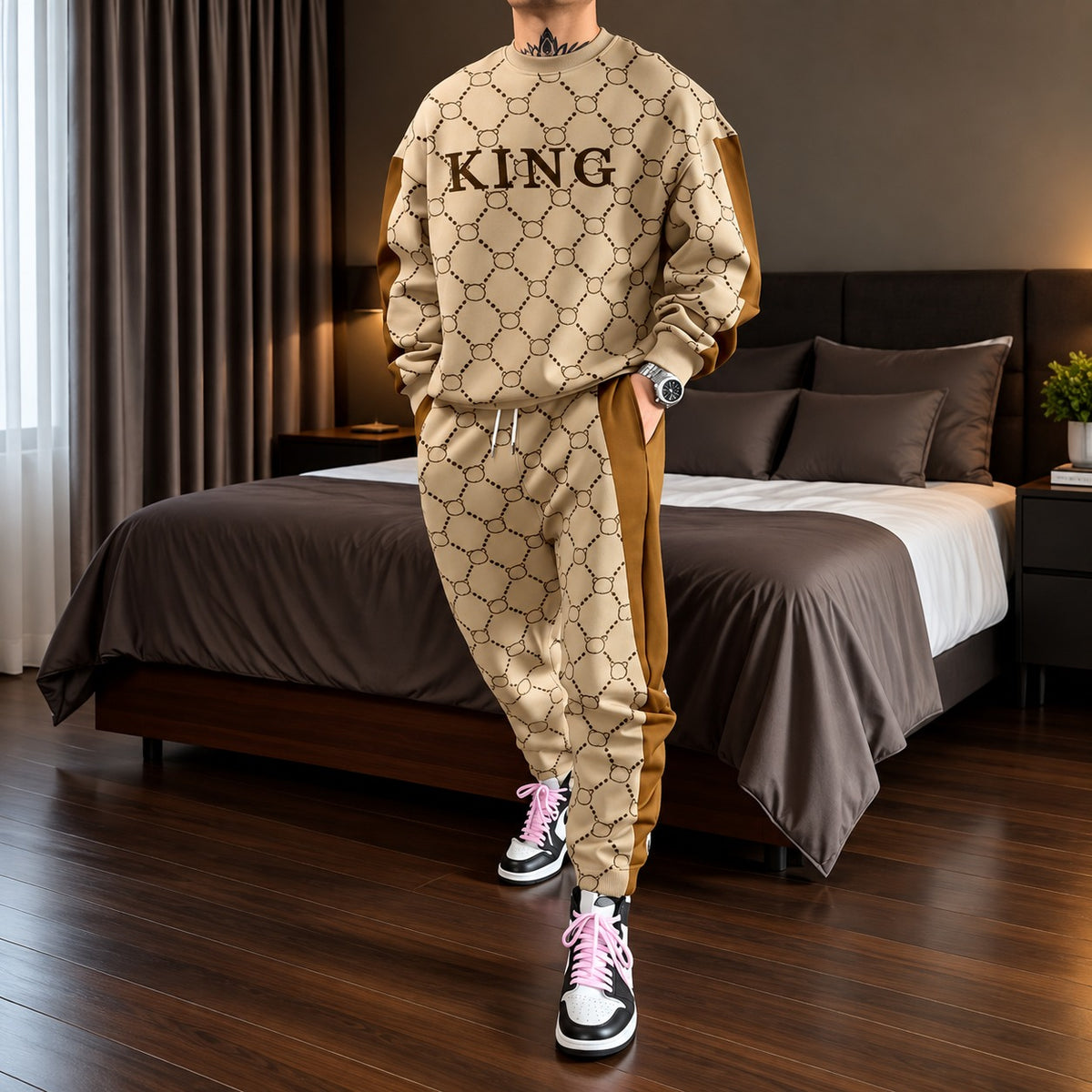Set Warren™ with Patterned Crewneck Top and Contrast-Stripe Pants