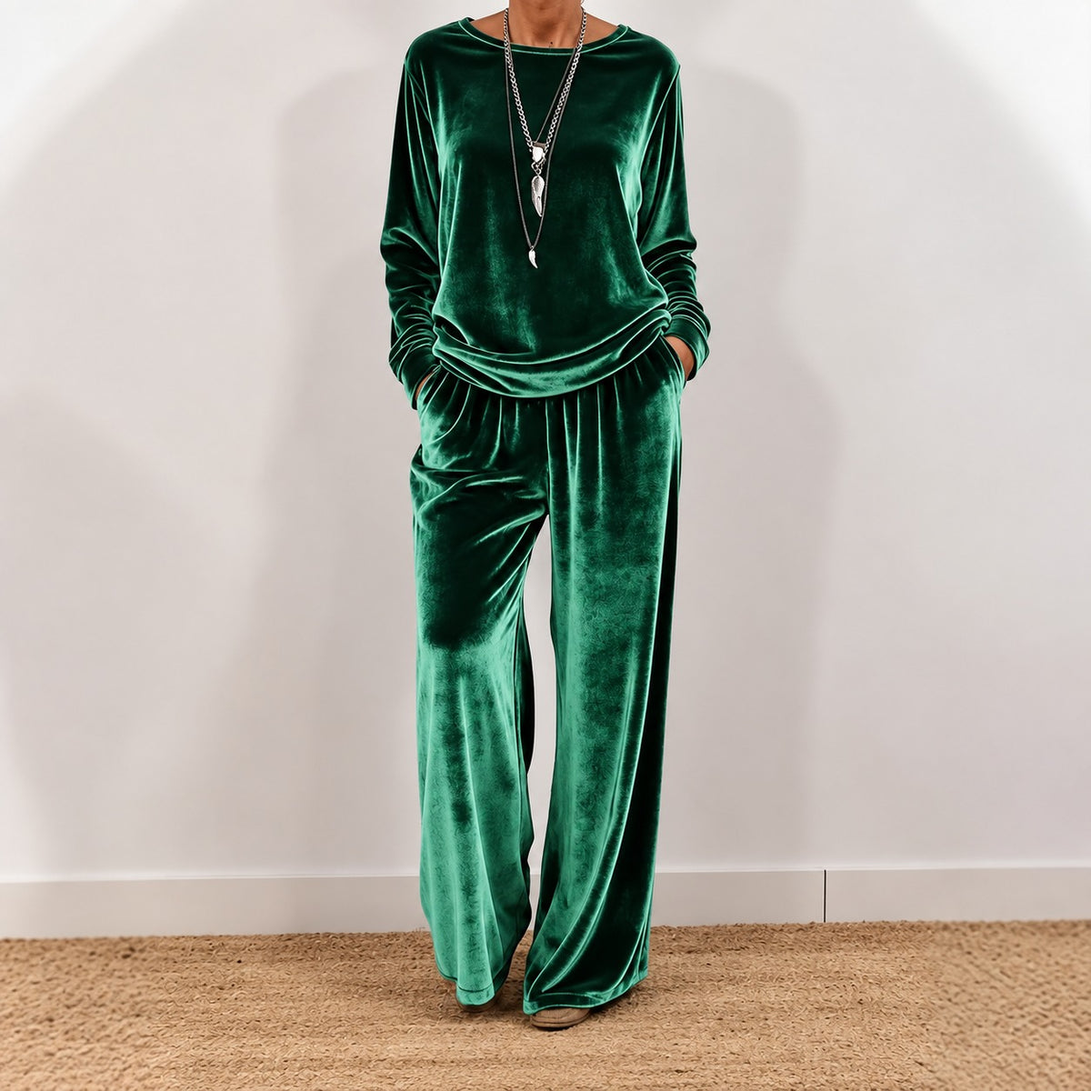 Set Marilyn™ with Velvet Long-Sleeve Top and Wide-Leg Pants